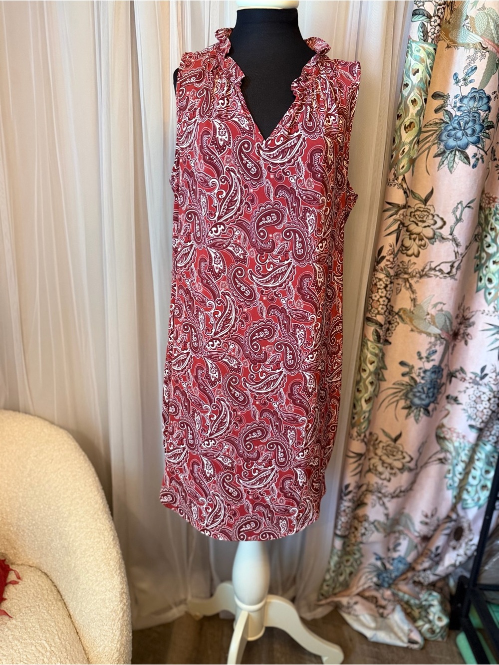 Market & Spruce Red Paisley Sleeveless Shift Dress